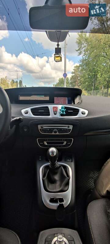 Минивэн Renault Grand Scenic 2010 в Киеве