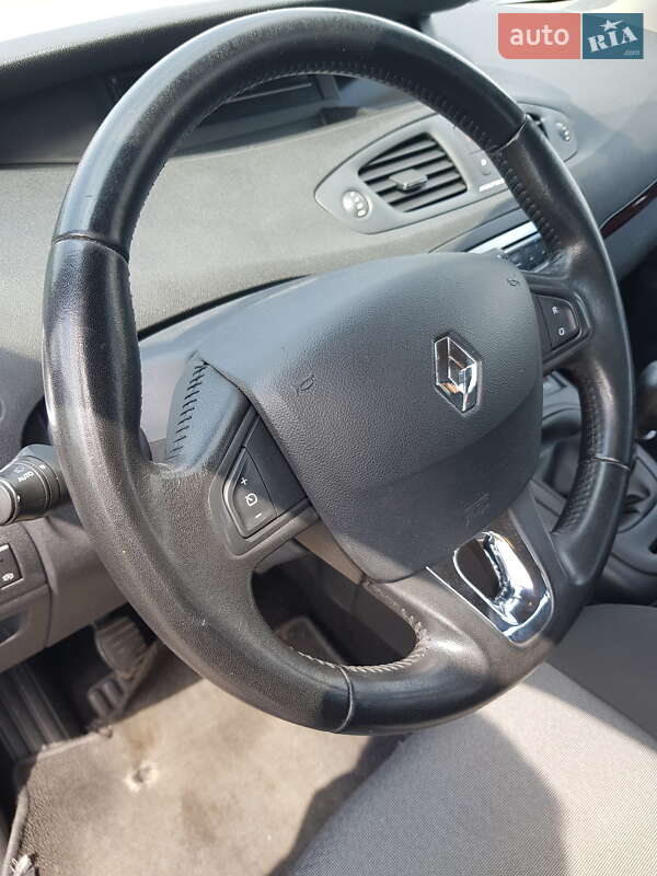 Мінівен Renault Grand Scenic 2013 в Кривому Розі фото 22 Мінівен Renault Grand Scenic 2013 в Кривому Розі