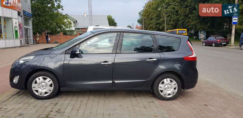 Минивэн Renault Grand Scenic 2010 в Николаеве