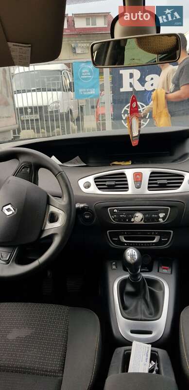 Минивэн Renault Grand Scenic 2010 в Николаеве