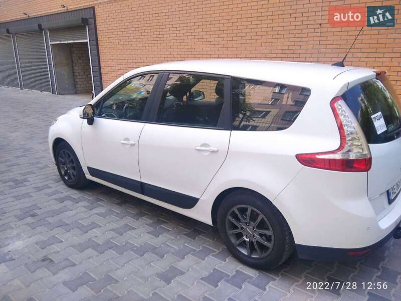 Минивэн Renault Grand Scenic 2010 в Днепре