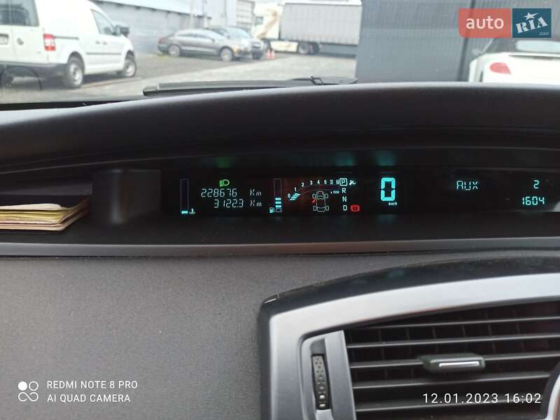 Минивэн Renault Grand Scenic 2005 в Луцке фото 13 Минивэн Renault Grand Scenic 2005 в Луцке