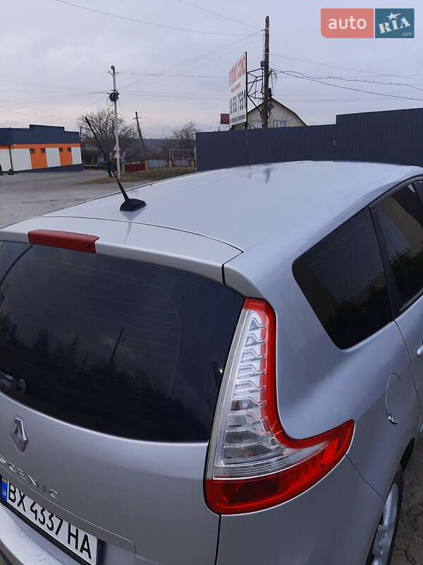 Мінівен Renault Grand Scenic 2015 в Новій Ушиці