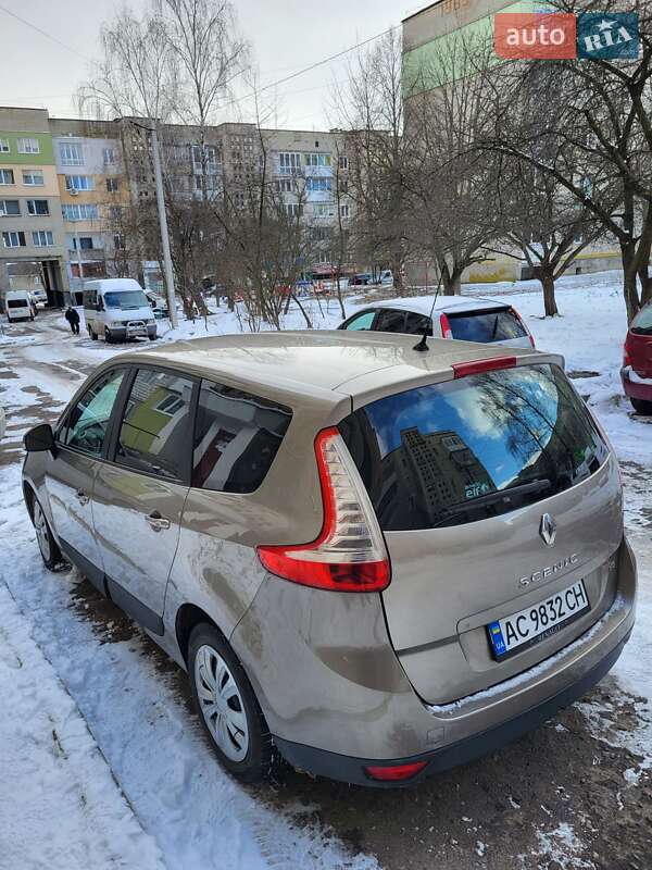 Минивэн Renault Grand Scenic 2012 в Нововолынске