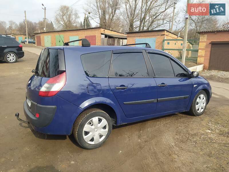 Минивэн Renault Grand Scenic 2005 в Богодухове