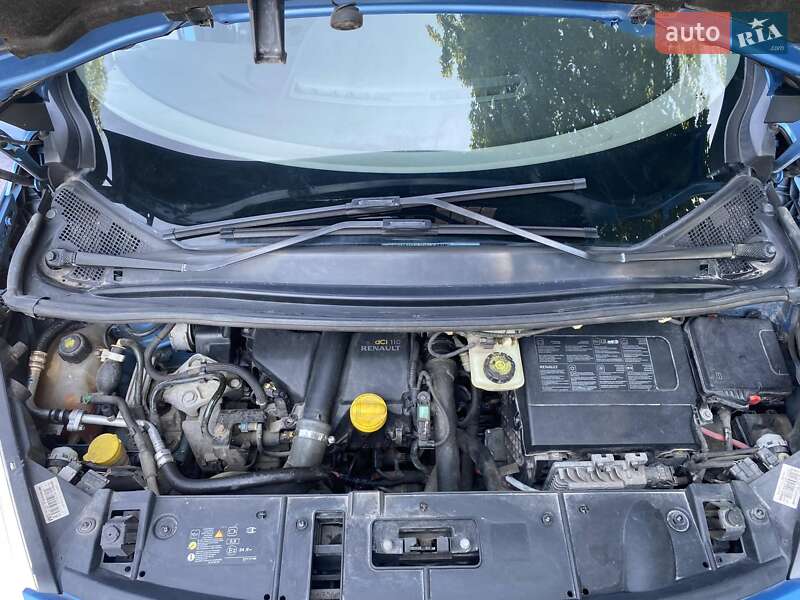 Мінівен Renault Grand Scenic 2013 в Бурштині