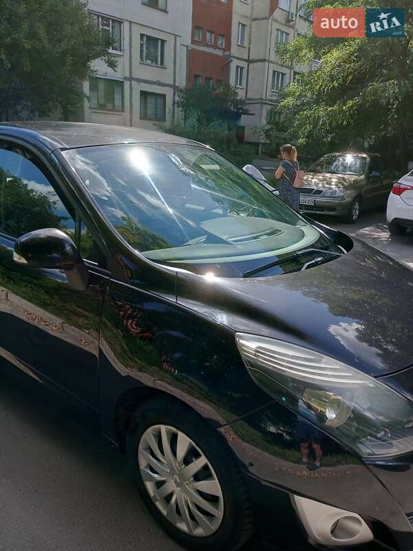 Минивэн Renault Grand Scenic 2009 в Полтаве