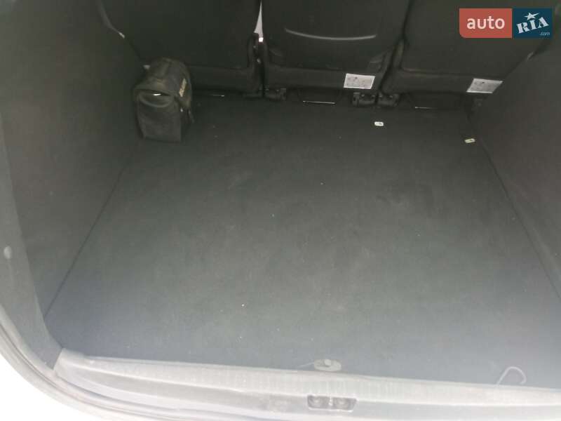 Минивэн Renault Grand Scenic 2010 в Белогорье