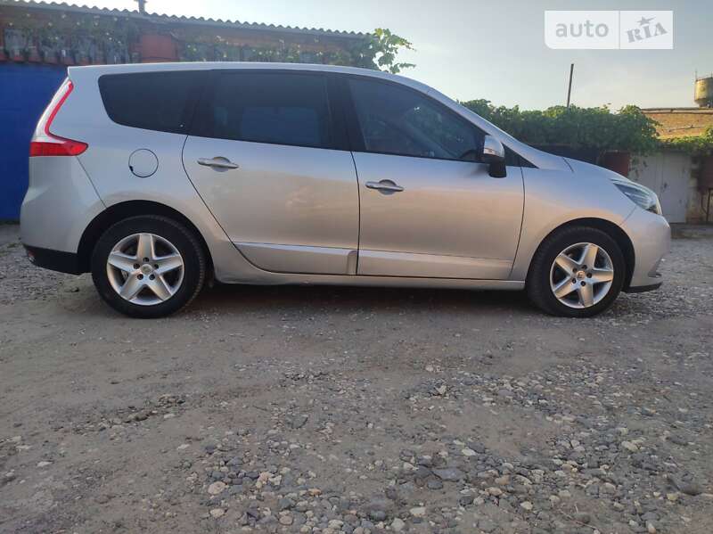 Мінівен Renault Grand Scenic 2012 в Хмельницькому
