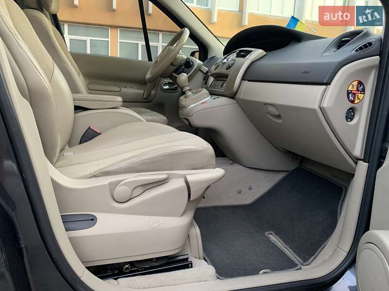 Минивэн Renault Grand Scenic 2007 в Ровно