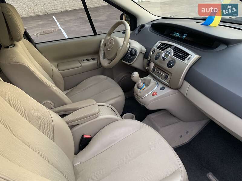 Минивэн Renault Grand Scenic 2007 в Ровно