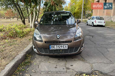 Минивэн Renault Grand Scenic 2010 в Николаеве