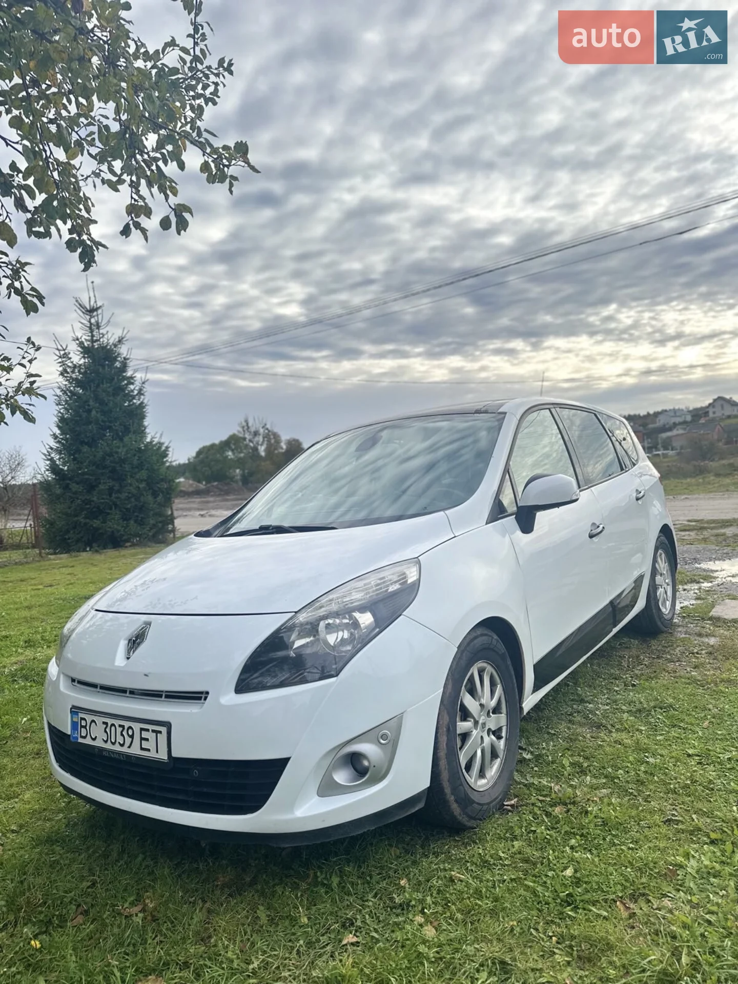 2010 Renault Scenic - фото 1