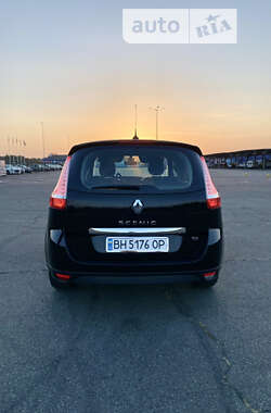 Минивэн Renault Grand Scenic 2013 в Софиевской Борщаговке