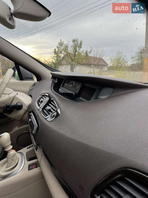 Мінівен Renault Grand Scenic 2012 в Одесі