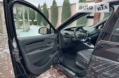 Минивэн Renault Grand Scenic 2011 в 