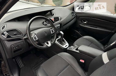 Минивэн Renault Grand Scenic 2011 в 