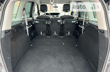Минивэн Renault Grand Scenic 2011 в 