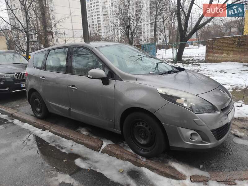 Мінівен Renault Grand Scenic 2011 в Києві