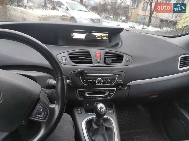 Мінівен Renault Grand Scenic 2011 в Києві