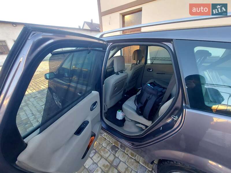 Мінівен Renault Grand Scenic 2005 в Тернополі