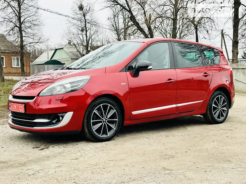 Renault Grand Scenic 2013