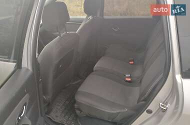 Минивэн Renault Grand Scenic 2012 в Клевани