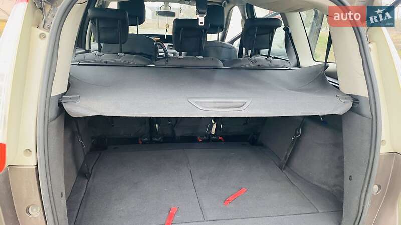 Минивэн Renault Grand Scenic 2009 в Ровно