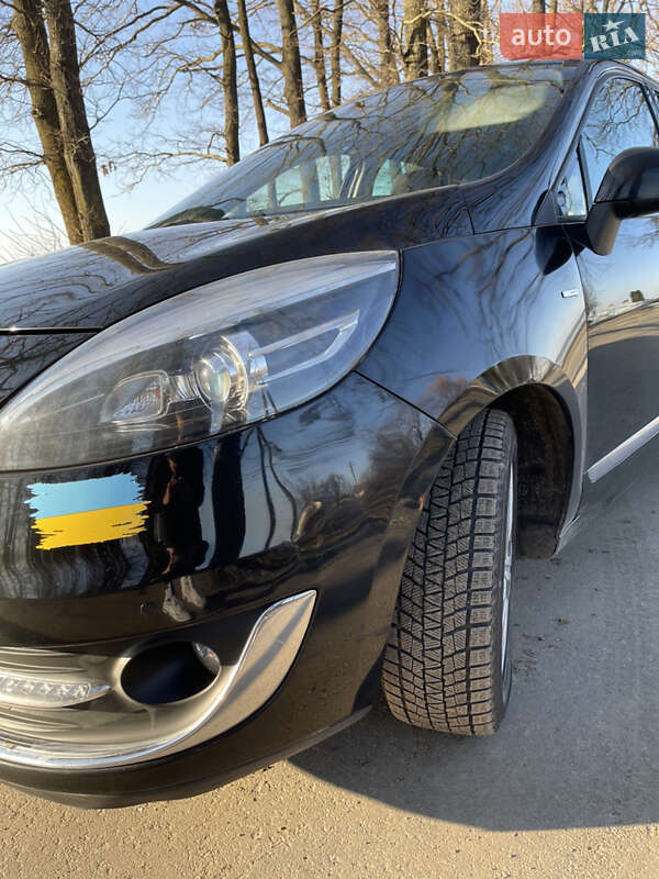 Минивэн Renault Grand Scenic 2013 в Здолбунове