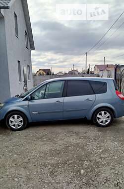 Минивэн Renault Grand Scenic 2004 в Дымере