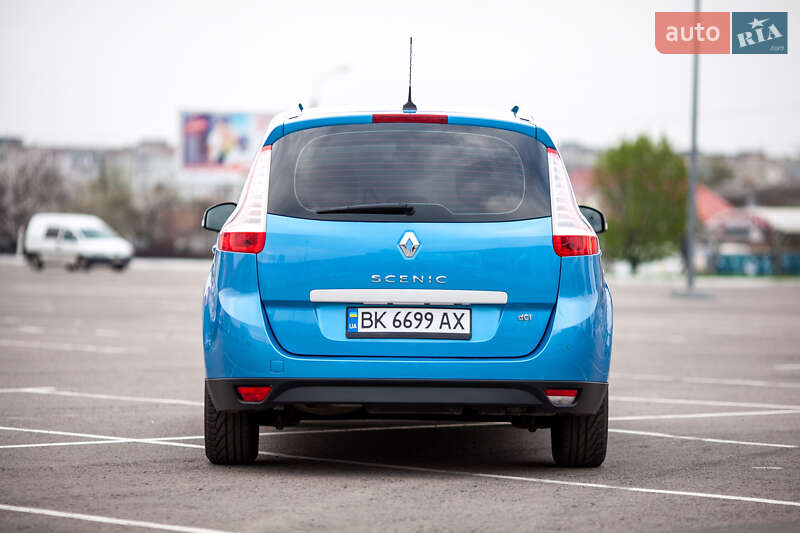 Минивэн Renault Grand Scenic 2013 в Ровно