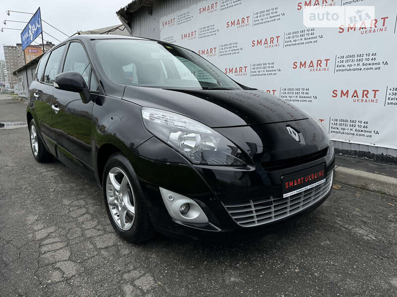 Минивэн Renault Grand Scenic 2011 в Киеве