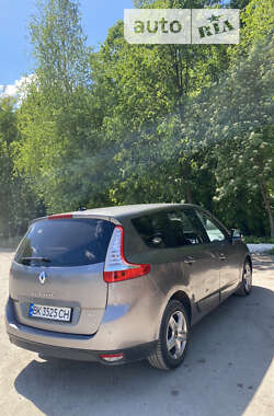 Минивэн Renault Grand Scenic 2014 в Рокитном