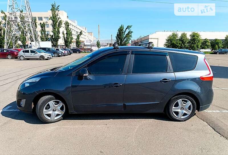 Мінівен Renault Grand Scenic 2011 в Києві