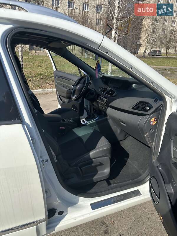 Минивэн Renault Grand Scenic 2013 в Луцке