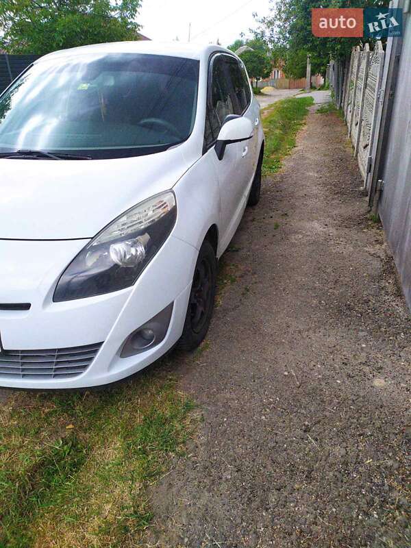 Минивэн Renault Grand Scenic 2011 в Сумах фото 2 Минивэн Renault Grand Scenic 2011 в Сумах