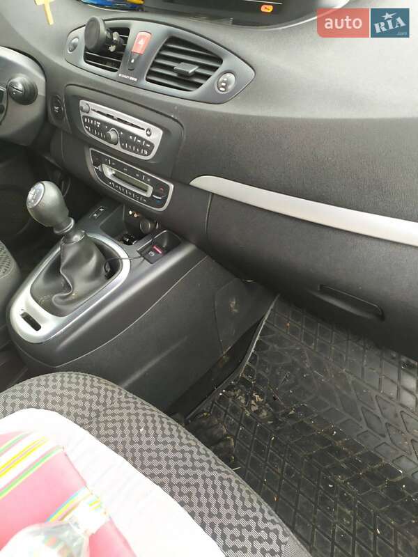 Минивэн Renault Grand Scenic 2011 в Сумах фото 11 Минивэн Renault Grand Scenic 2011 в Сумах