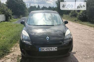 Мінівен Renault Grand Scenic 2011 в Пулинах