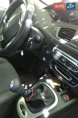 Минивэн Renault Grand Scenic 2012 в 