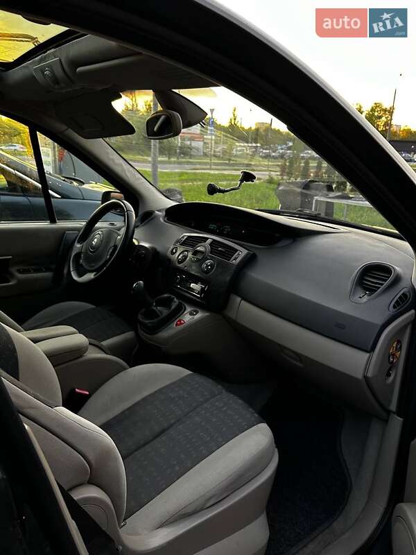 Минивэн Renault Grand Scenic 2004 в Львове