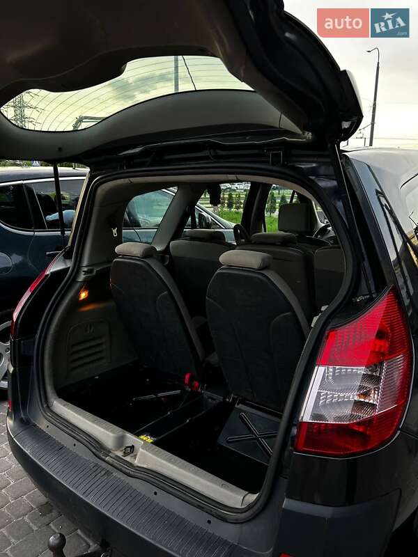 Минивэн Renault Grand Scenic 2004 в Львове