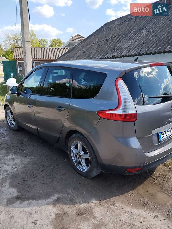 Минивэн Renault Grand Scenic 2009 в Каменец-Подольском фото 4 Минивэн Renault Grand Scenic 2009 в Каменец-Подольском