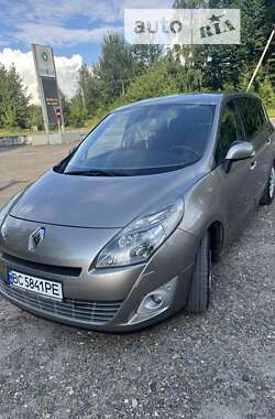 Минивэн Renault Grand Scenic 2010 в Бродах