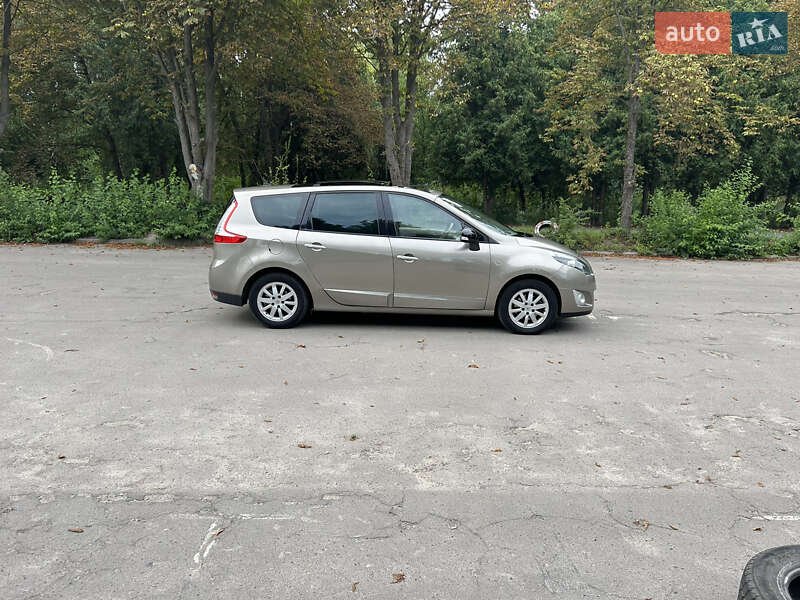 Минивэн Renault Grand Scenic 2011 в Луцке