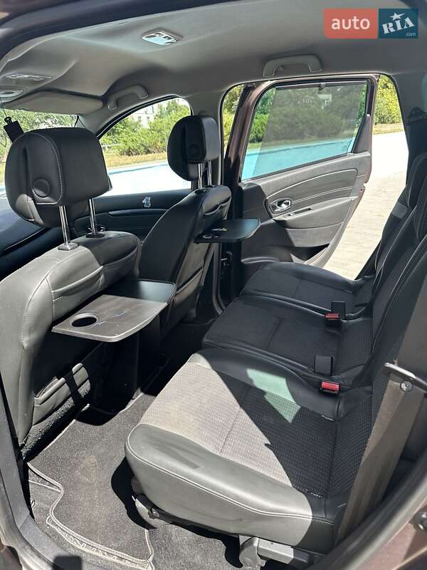 Минивэн Renault Grand Scenic 2012 в Сумах