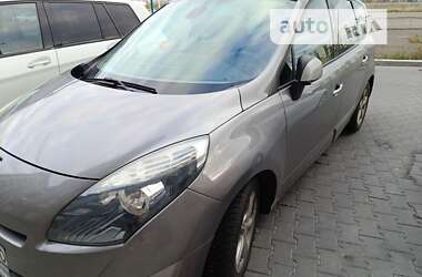 Минивэн Renault Grand Scenic 2010 в Вишневом