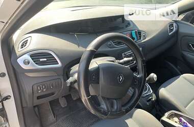 Мінівен Renault Grand Scenic 2010 в Кропивницькому