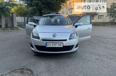 Минивэн Renault Grand Scenic 2010 в Кривом Роге