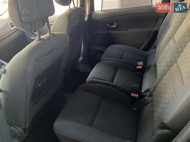 Минивэн Renault Grand Scenic 2010 в Белой Церкви