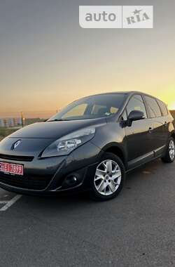 Мінівен Renault Grand Scenic 2010 в Рівному